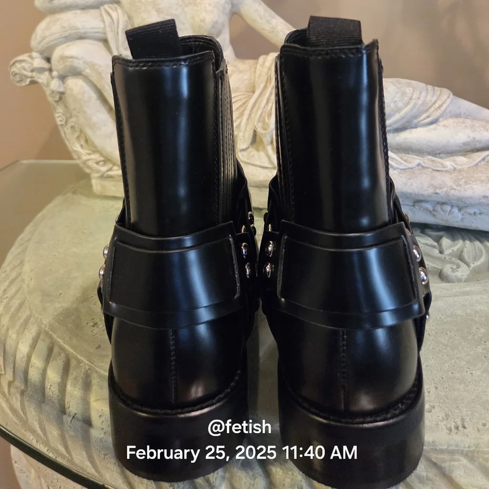 Marc Fisher Mizzi Moto Boots Harness Designer Leather Celebrity #42 - Picture 11 of 13